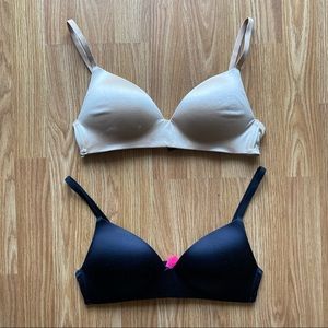 Set of Lasenza Wireless push-up bras